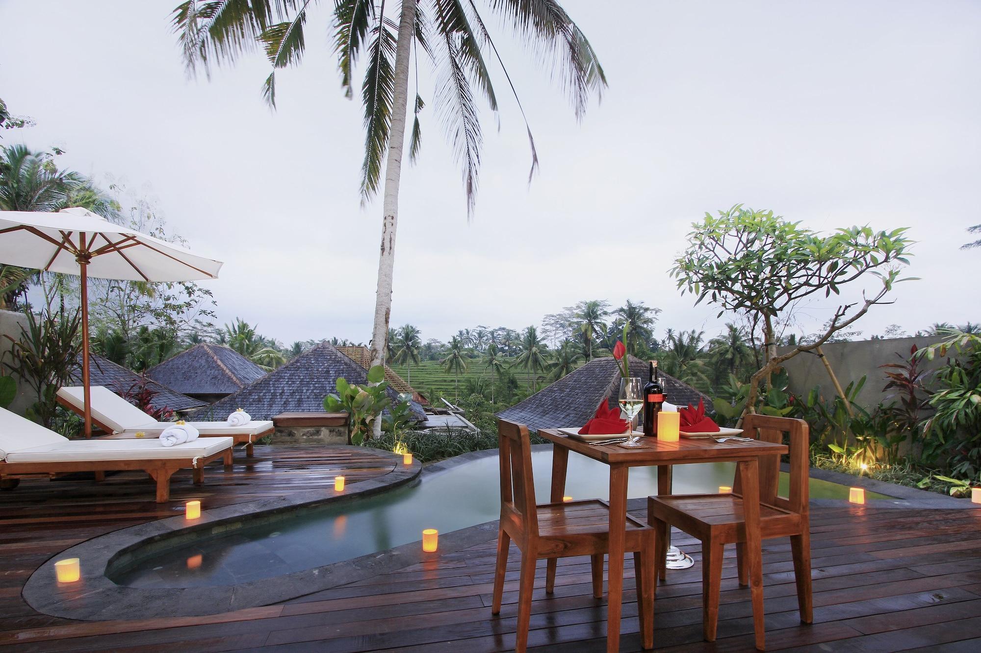 One-Bedroom Royal Pool Villa Rice Terrace View