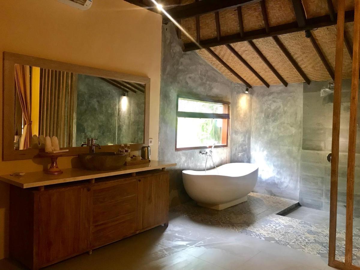 Deluxe Double Room Bath