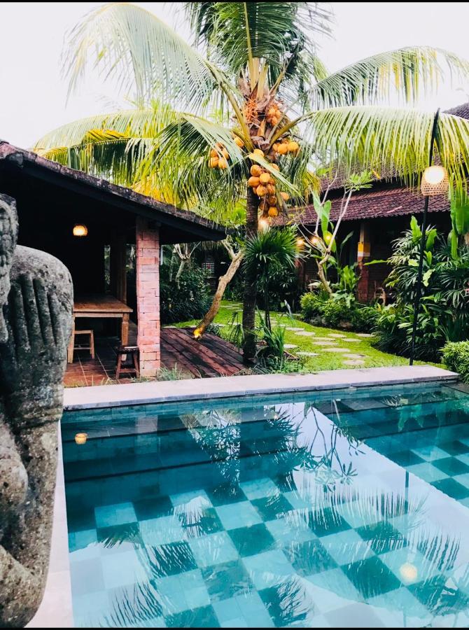 Deluxe Double or Twin Room Pool View