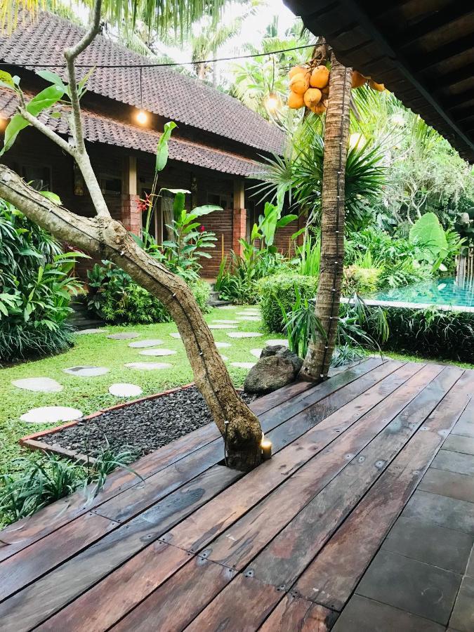 Deluxe Double or Twin Room Pool View