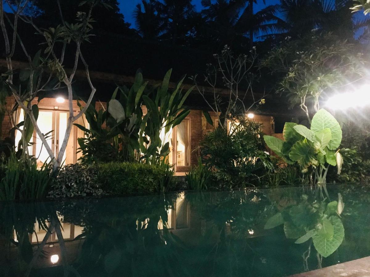 Deluxe Double or Twin Room Pool View