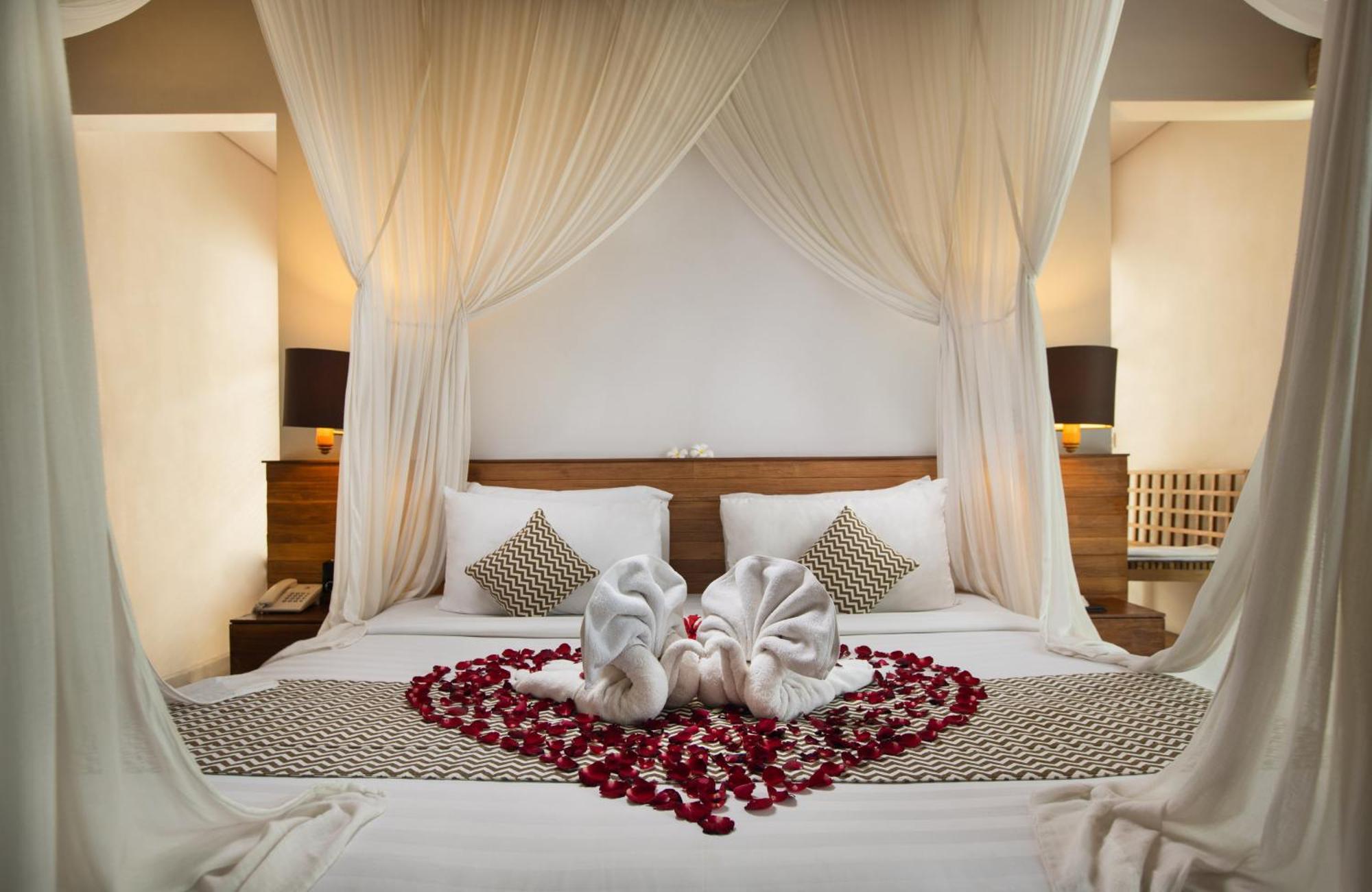 Honeymoon at Luxury One-Bedroom Villa Private Pool