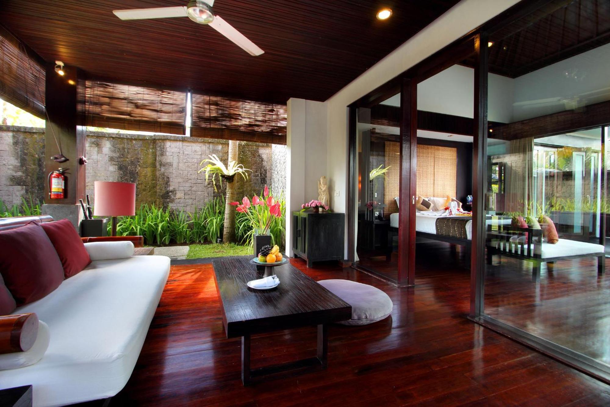 Lagoon Access Pool Villa