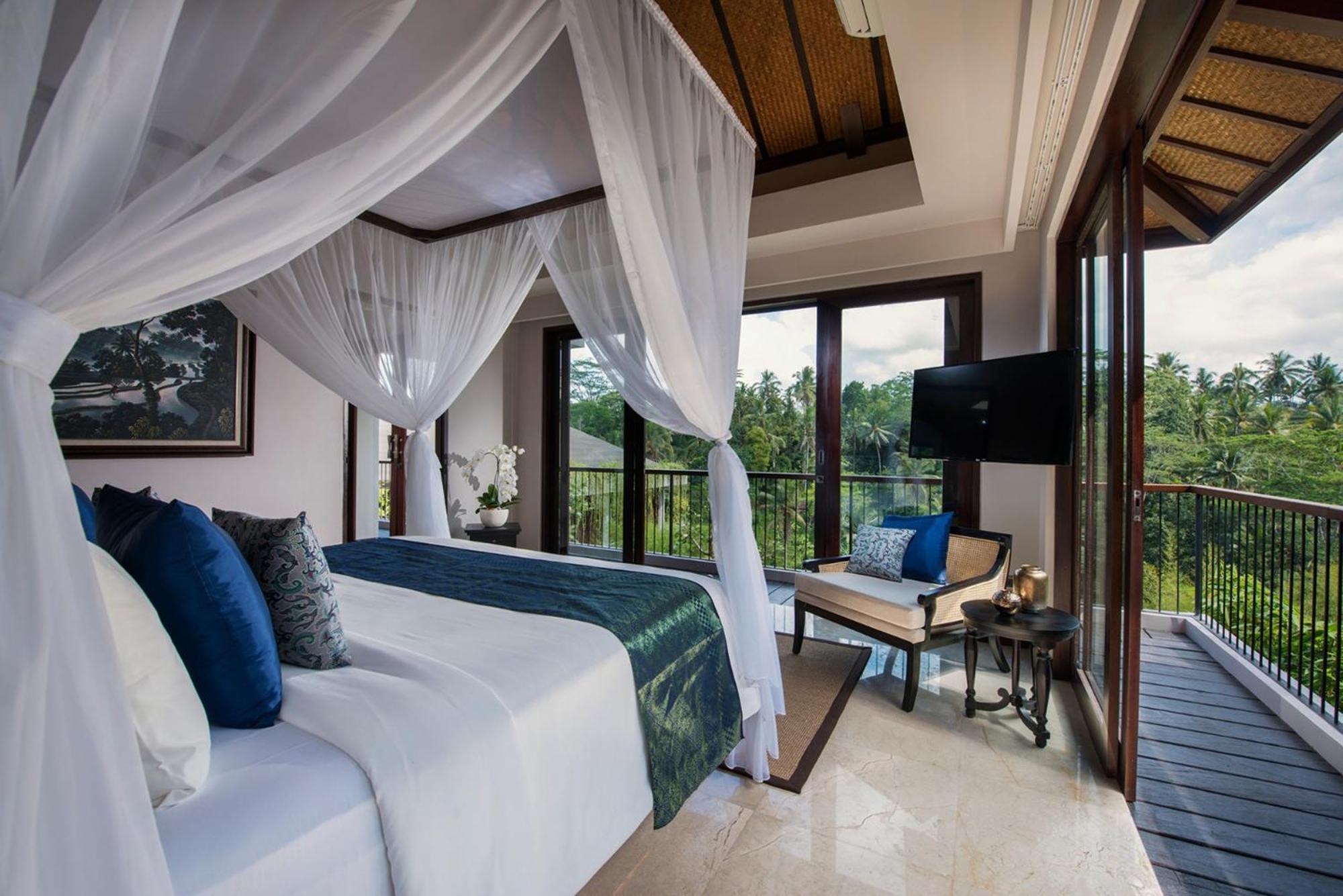 Three-Bedroom Villa Private Pool
