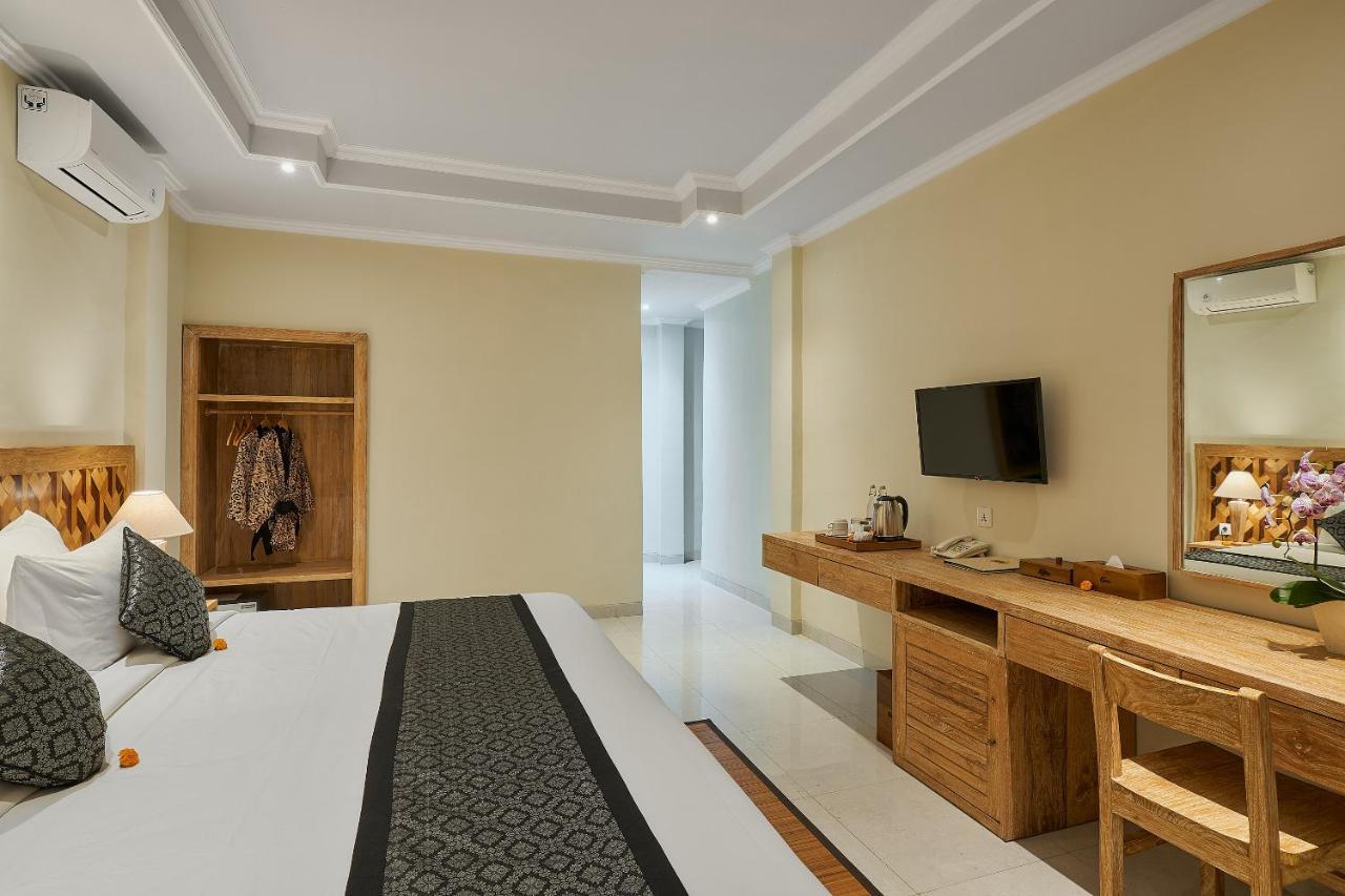 Superior Double or Twin Room Pool View
