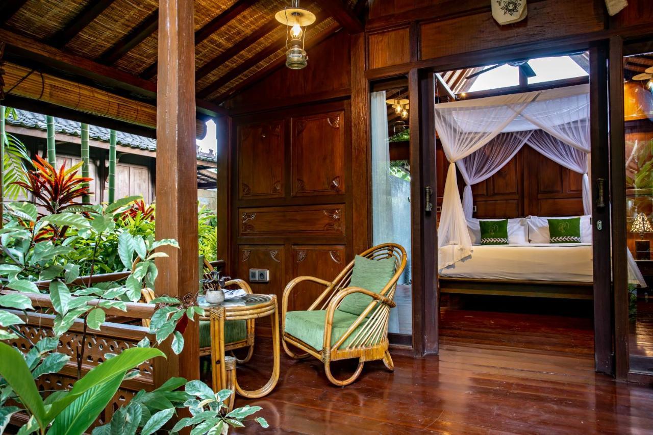 Wooden Junior Suite with Garden View