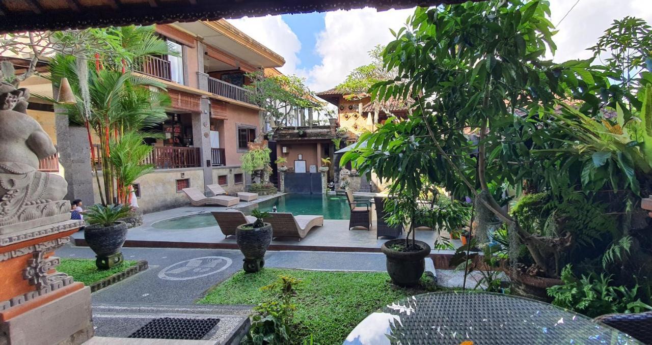Deluxe Double room Terrace or Balcony Pool view