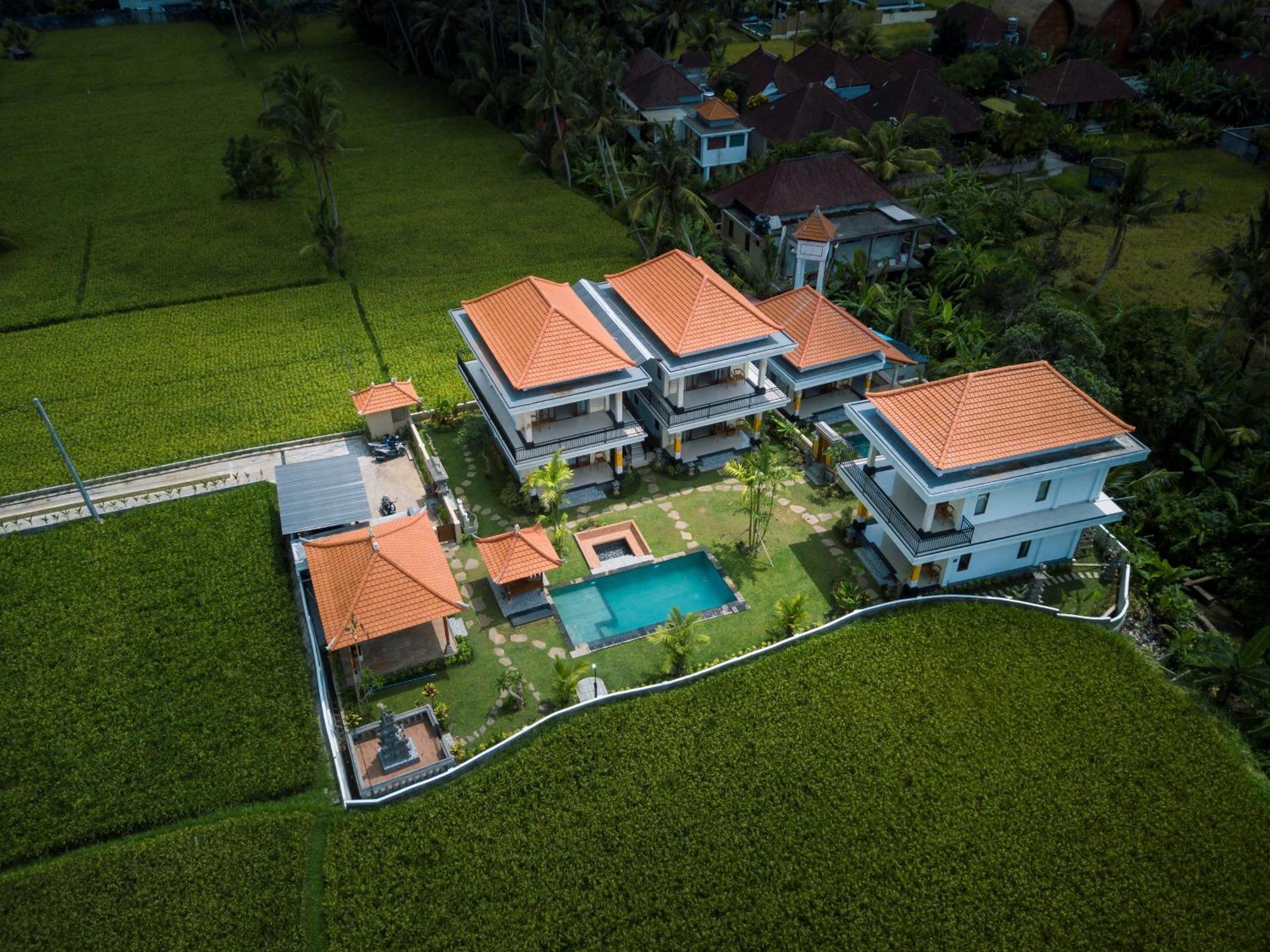 Deluxe Villa