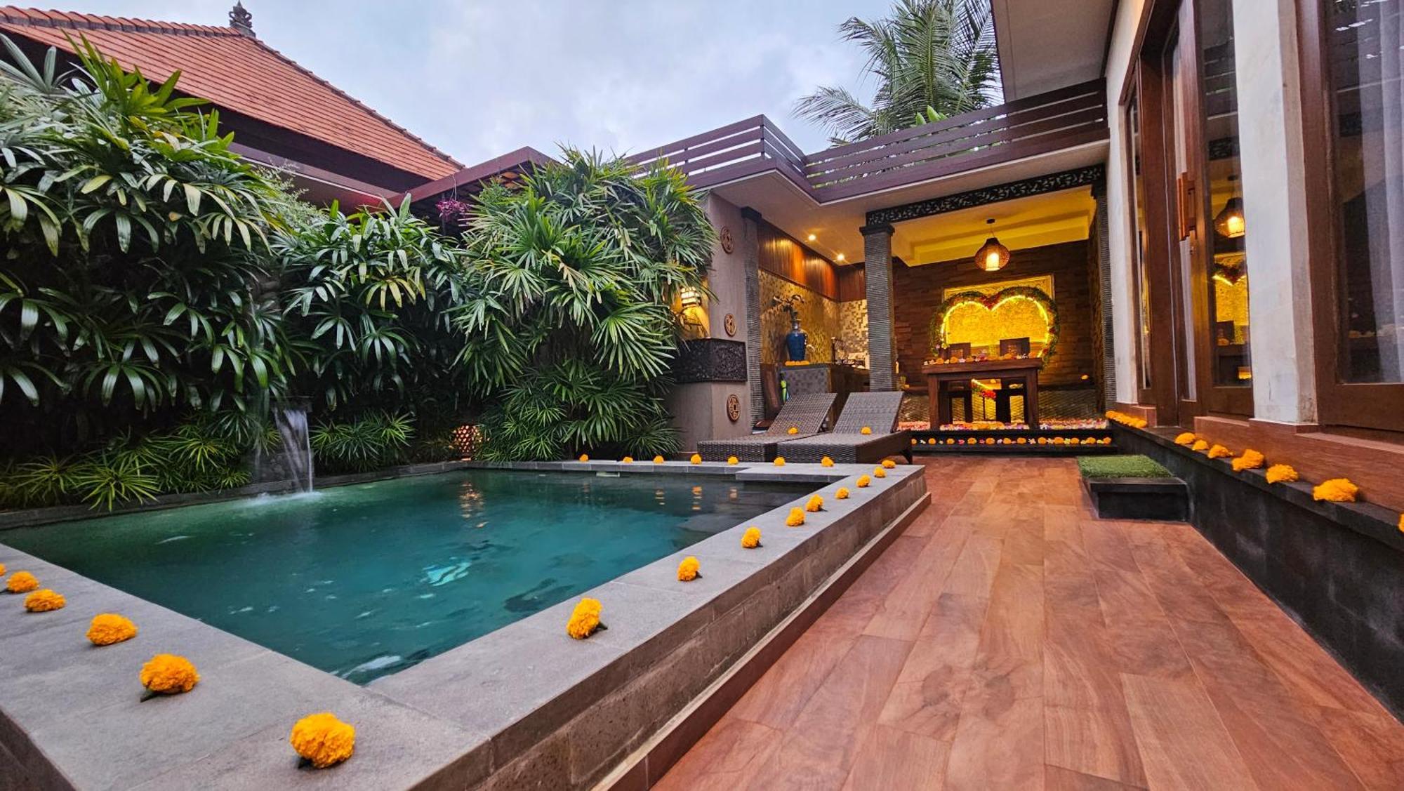 Honeymoon at One-Bedroom Pool Villa