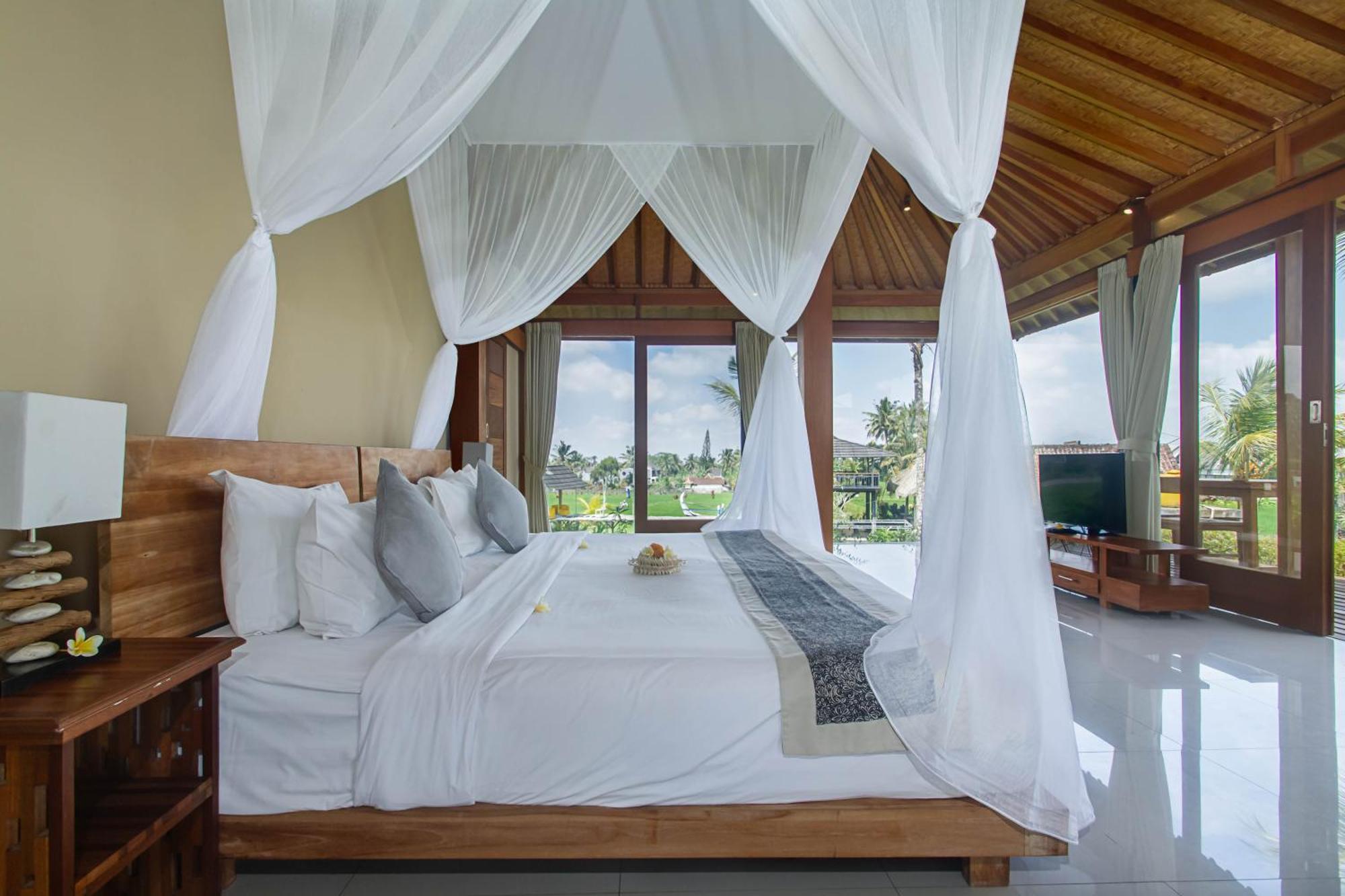 Family Two-Bedroom Villa Rice Field View