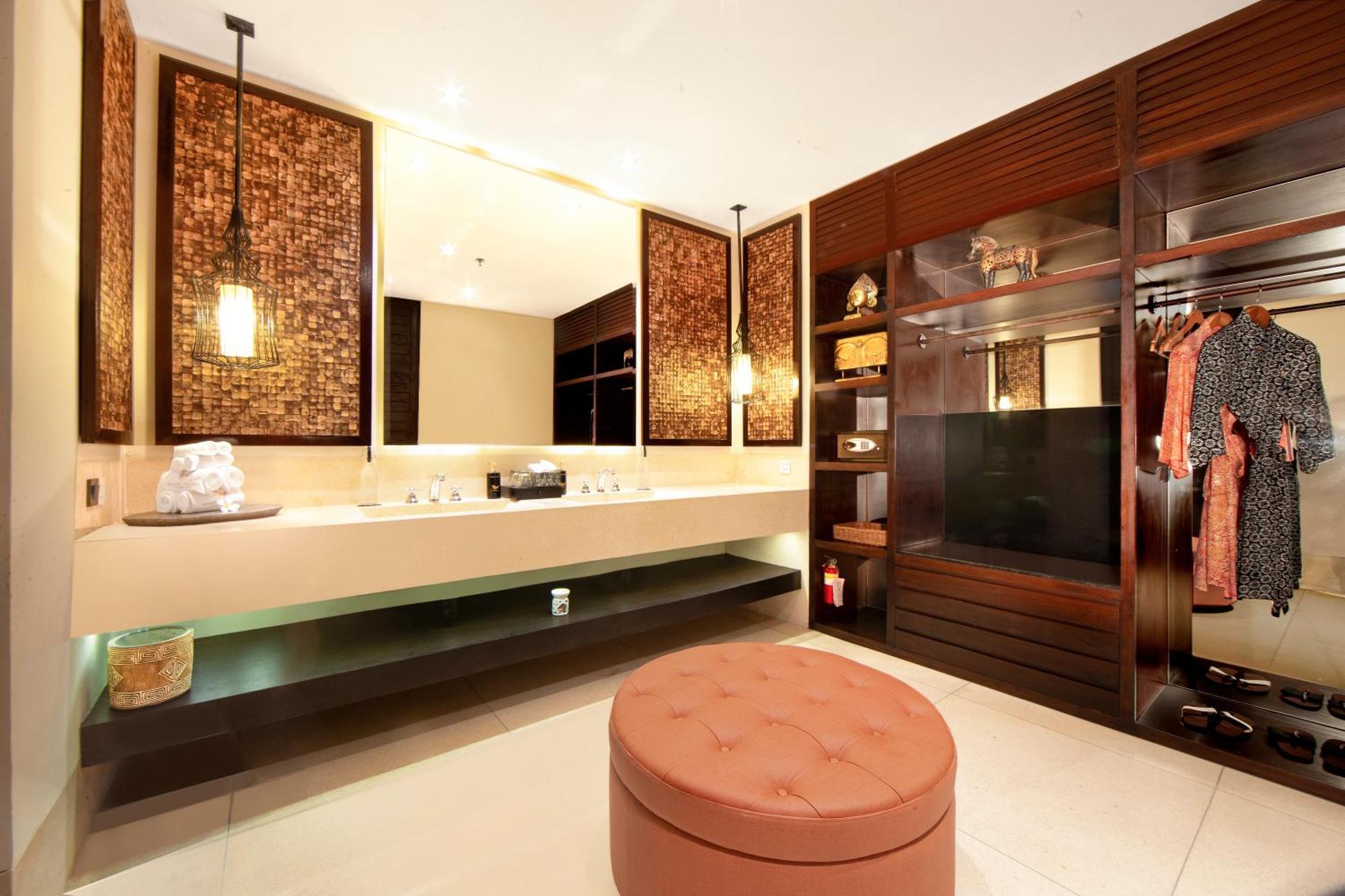 Private Garden Royal Suite Daily Sunset Yoga Afternoon Tea