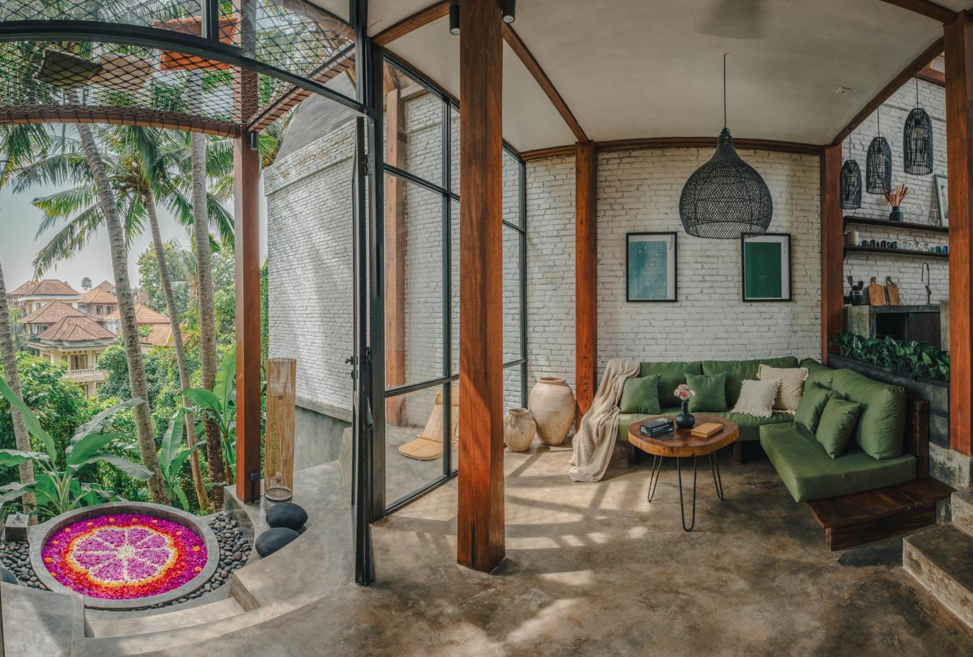 Deluxe Villa