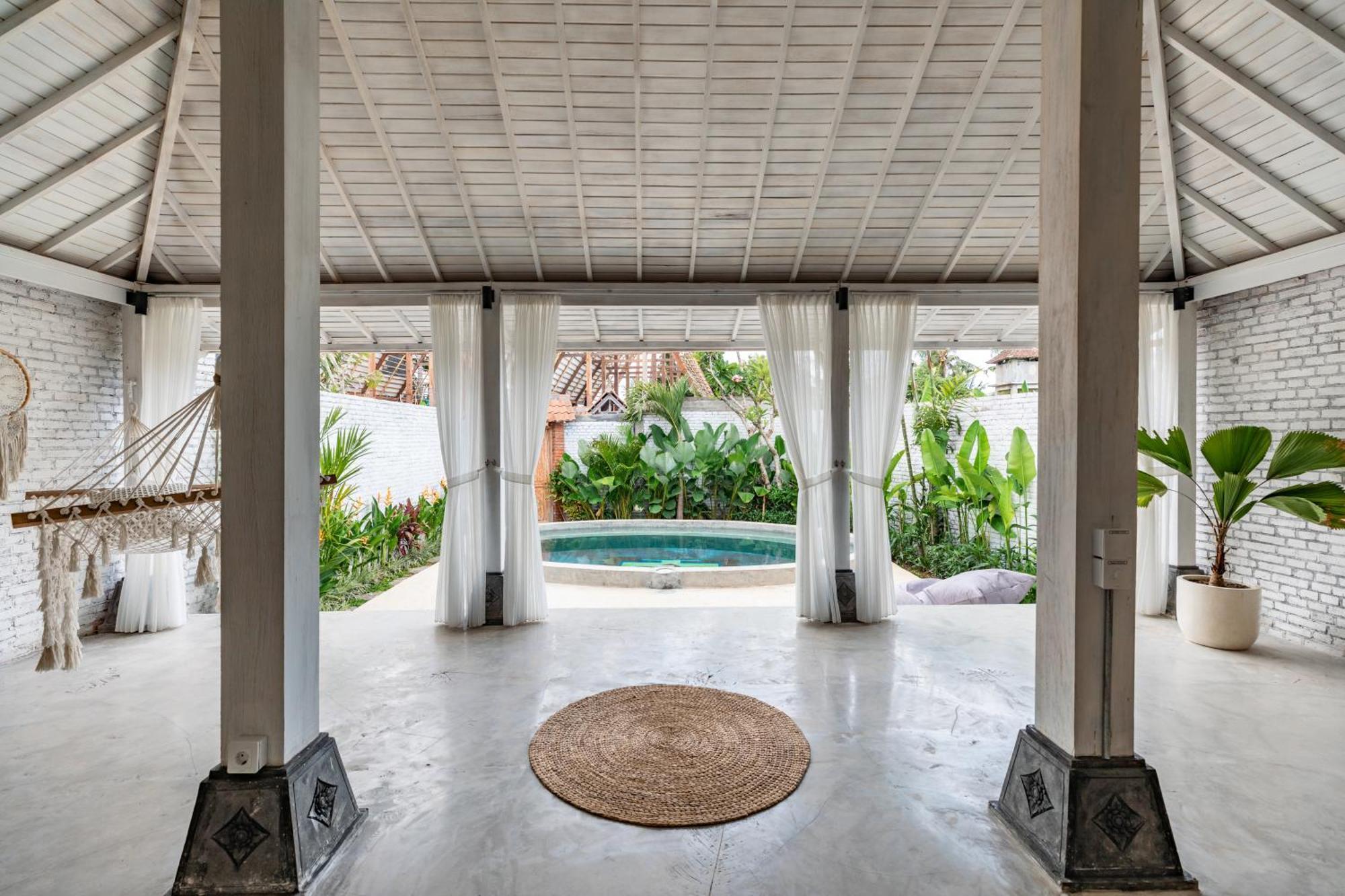 Superior Villa