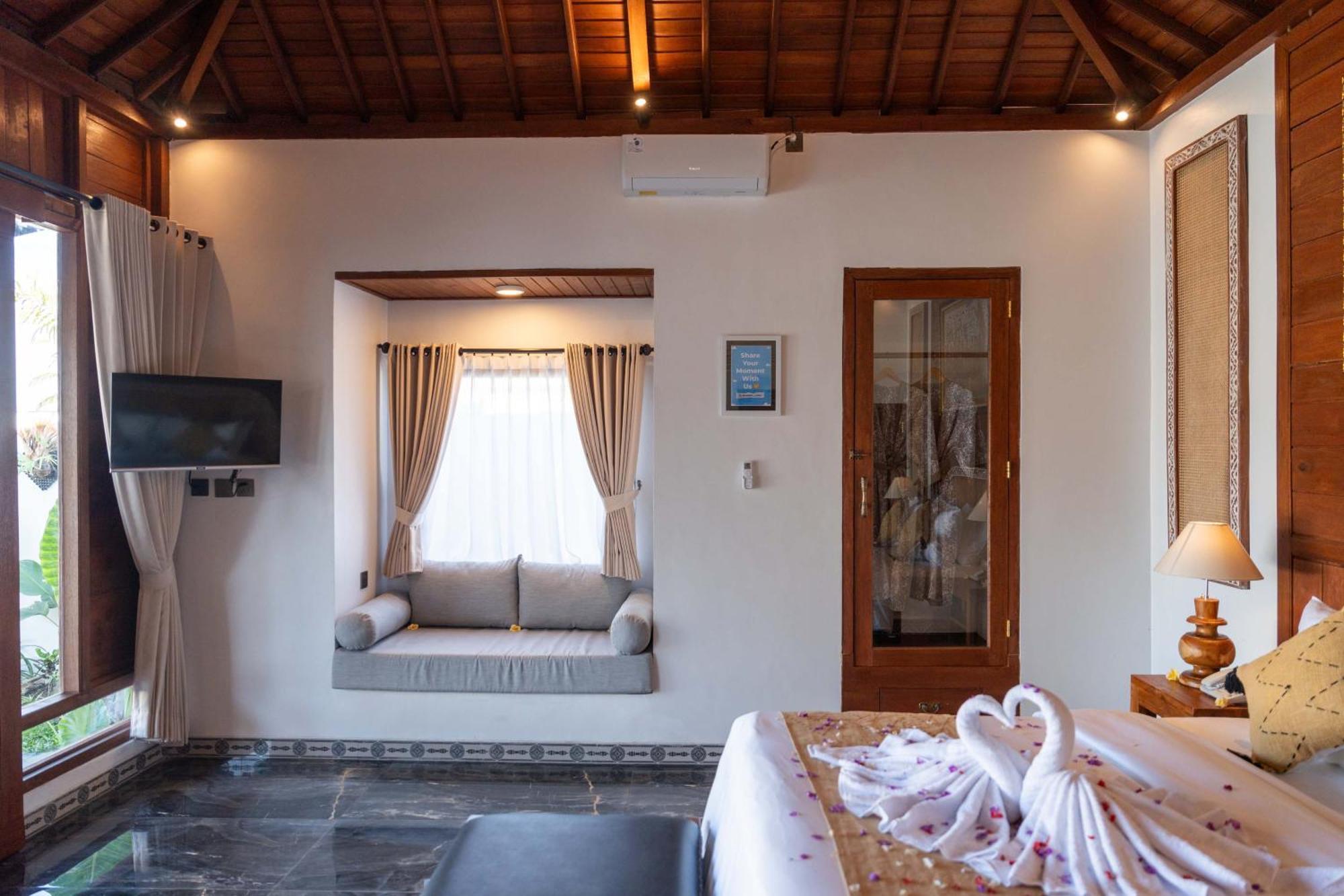 One Bedroom Suite Pool Villa Rice Field View