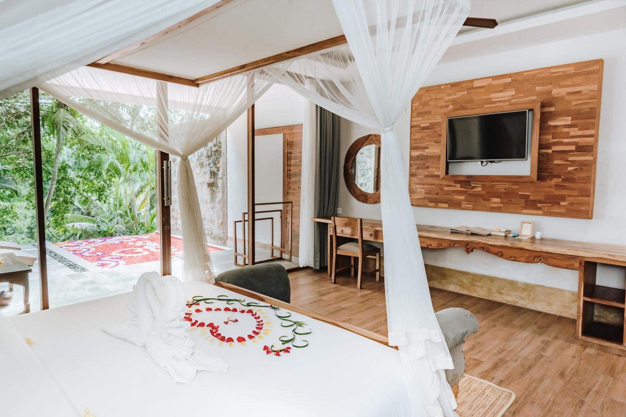 One-Bedroom Pool Villa River View