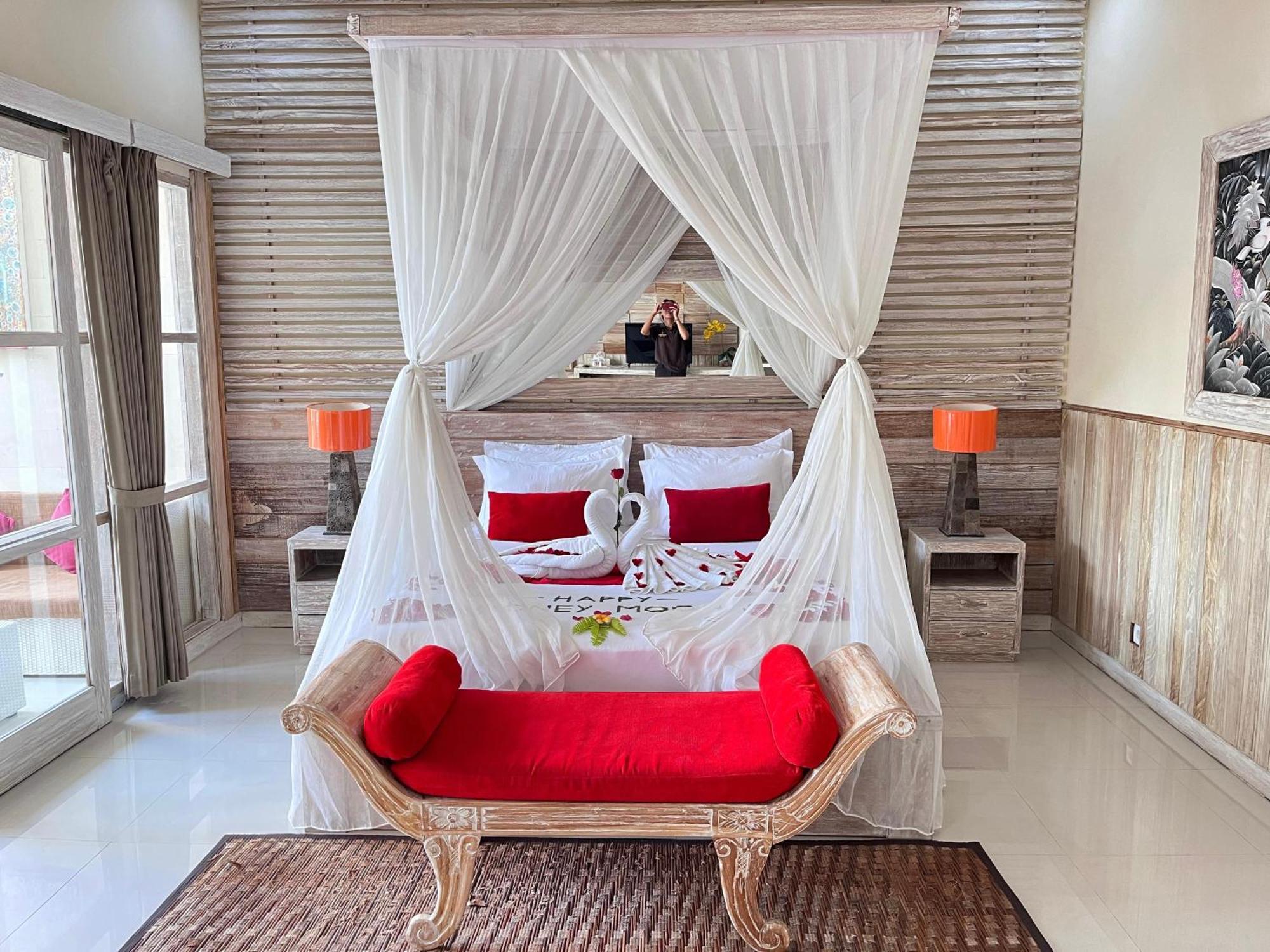 One-Bedroom Villa
