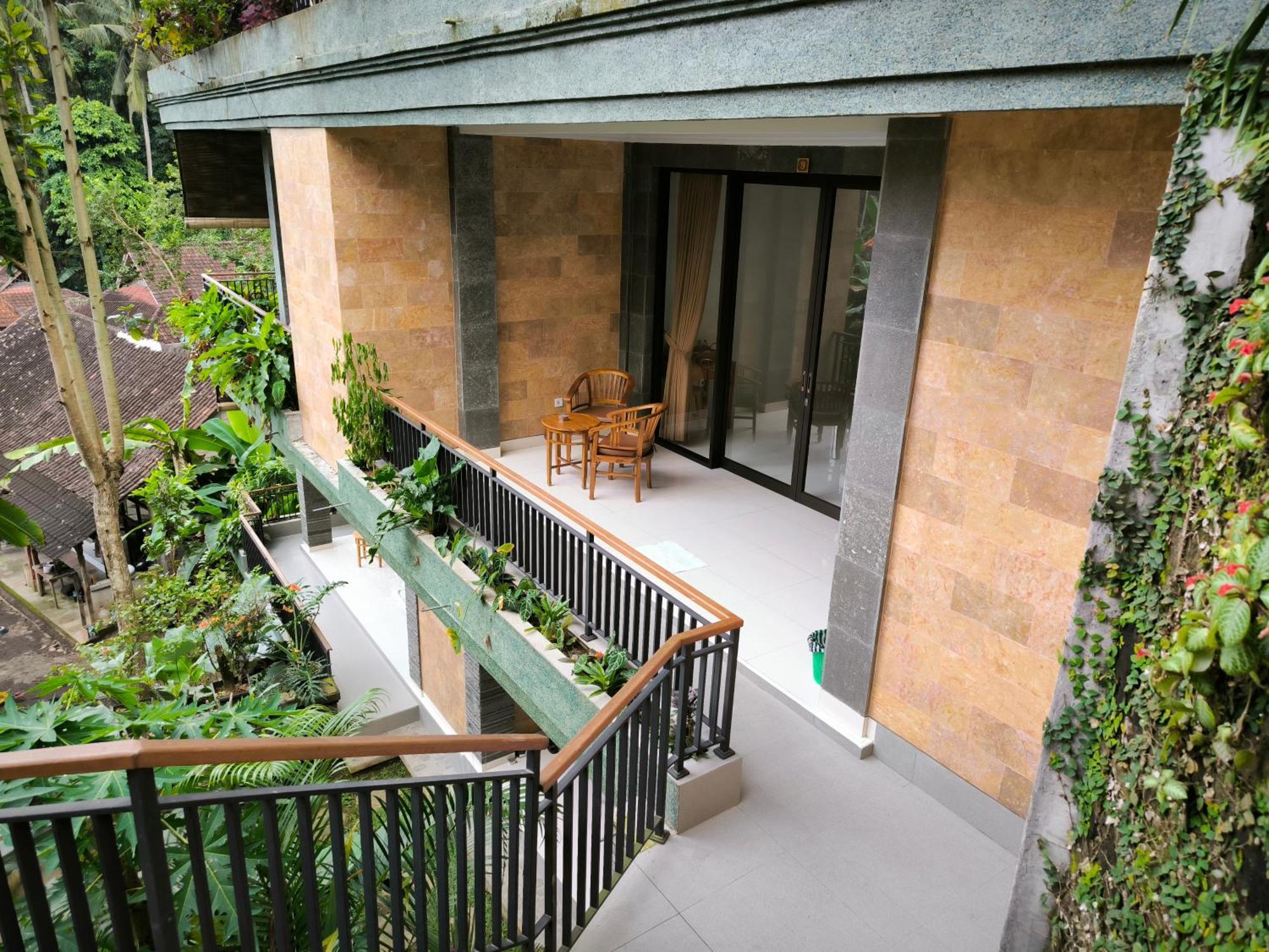Suite Balcony