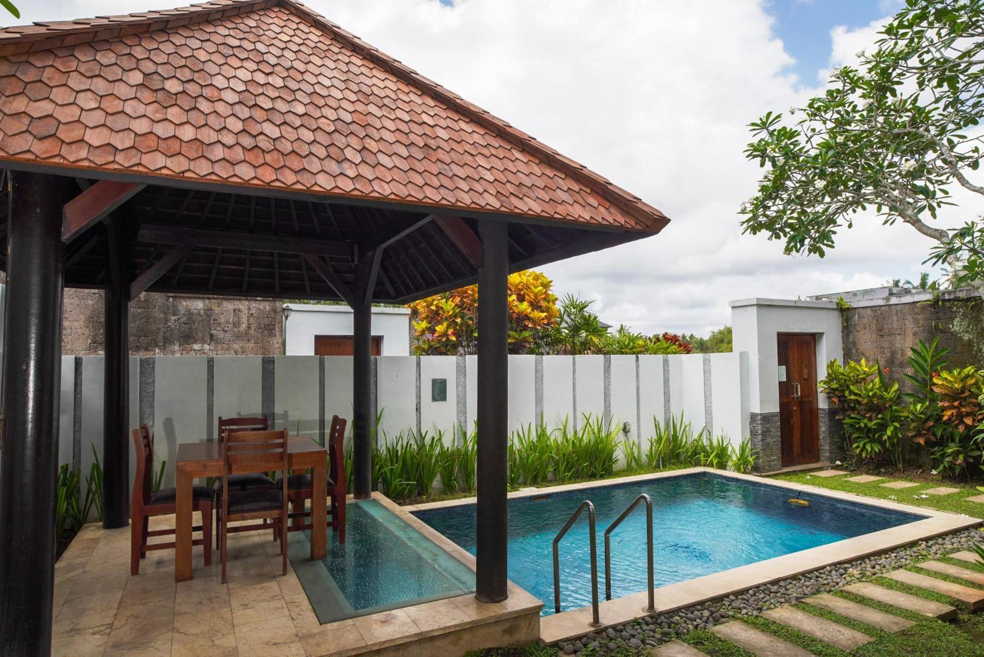 Duplex Family Pool Villa