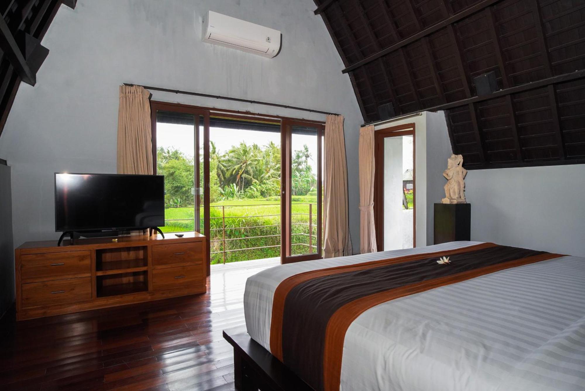 Duplex Family Pool Villa