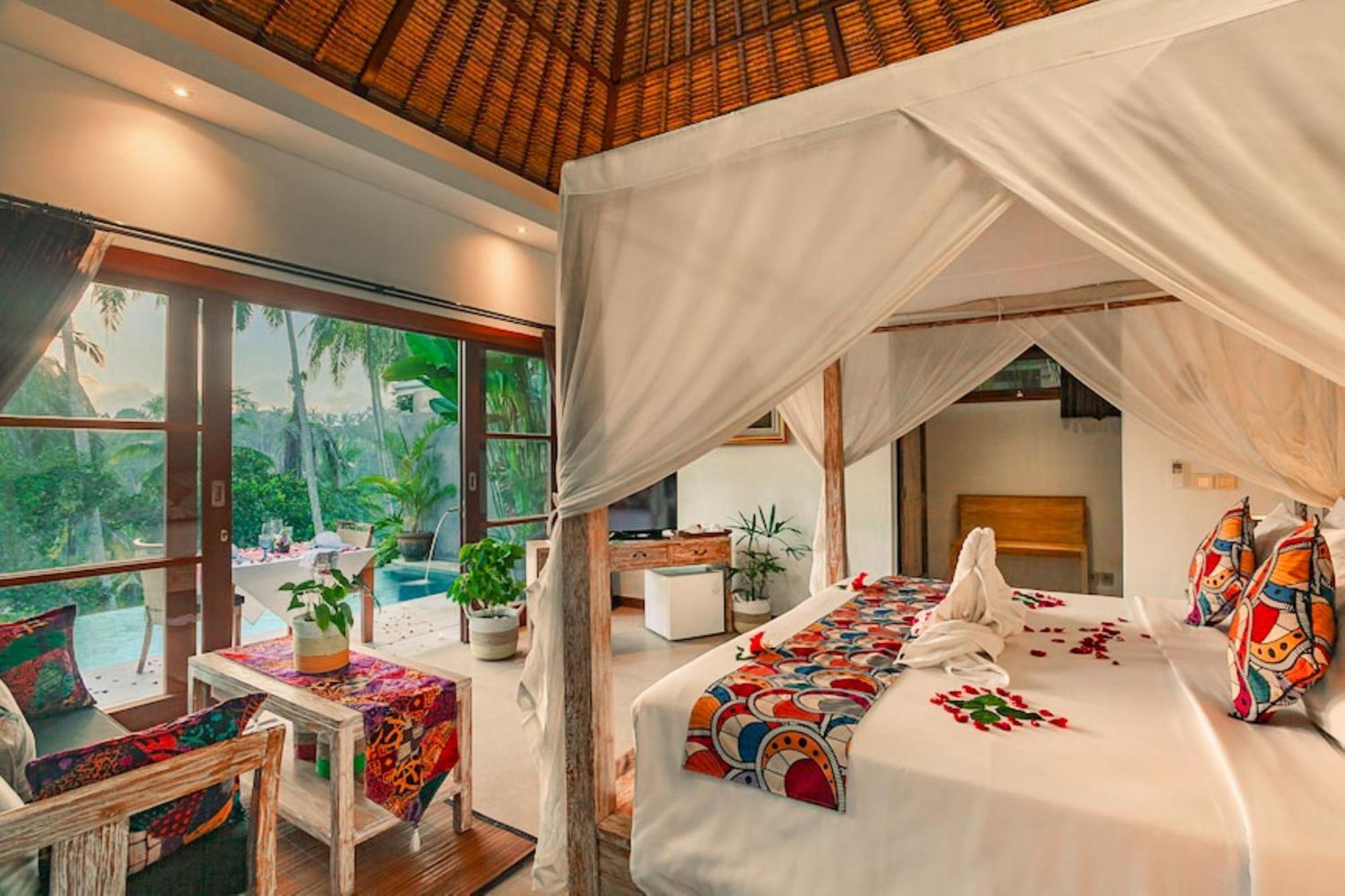 One-Bedroom Honeymoon Villa Private Pool Afternoon Tea