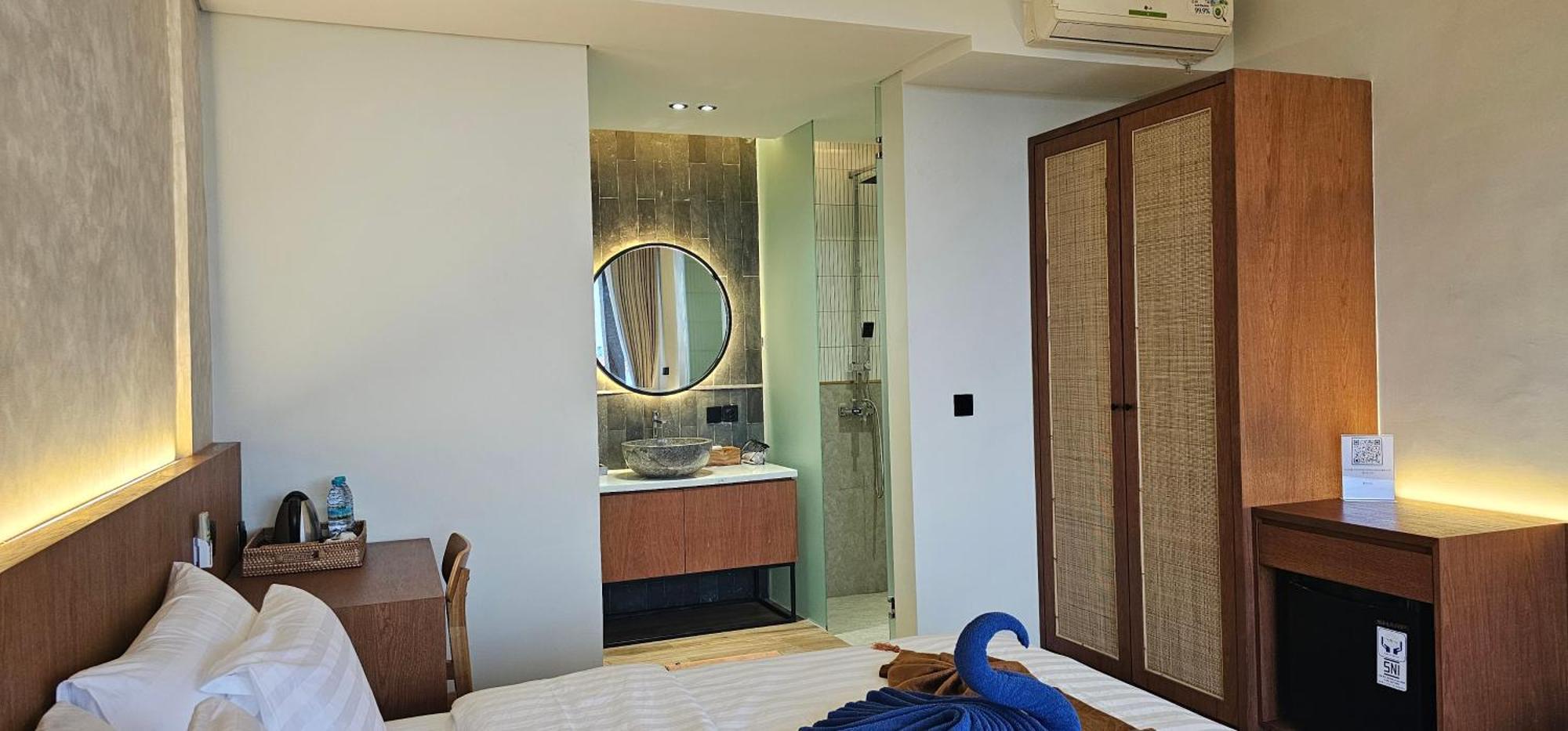 Deluxe Double room Terrace or Balcony Pool view