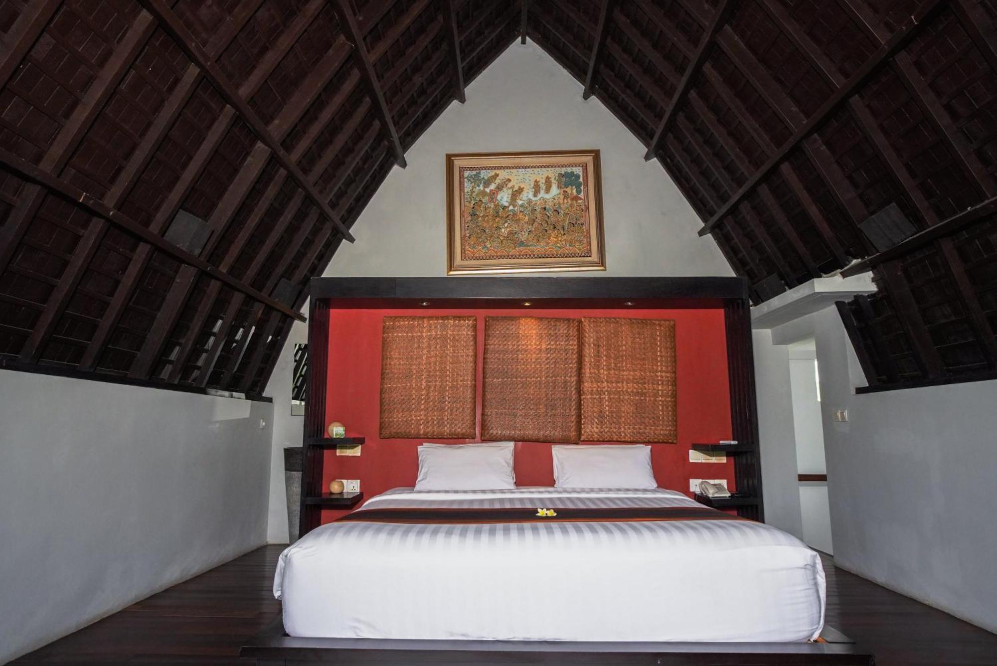 Duplex Family Pool Villa