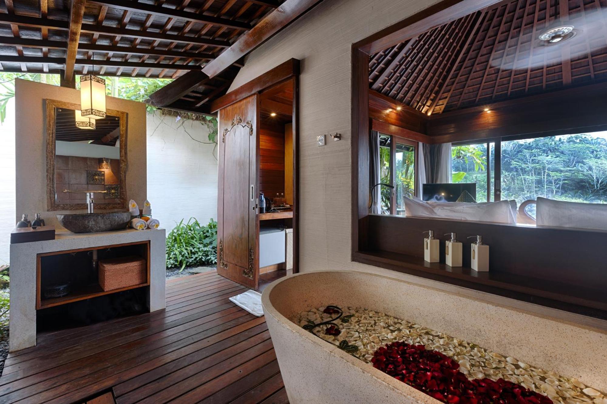 Deluxe Pool Villa River View Benefit