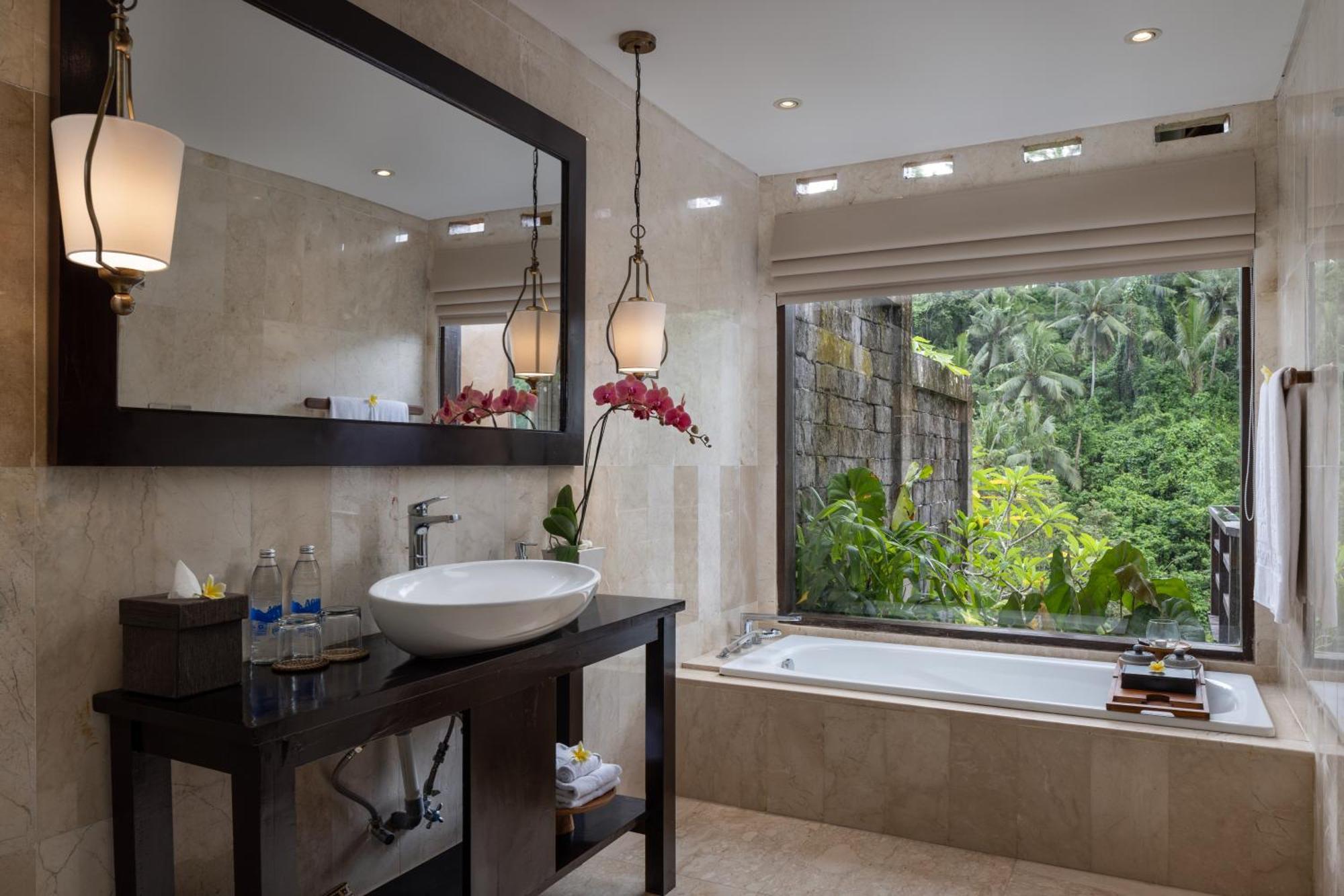 Kayon Valley Pool Villa
