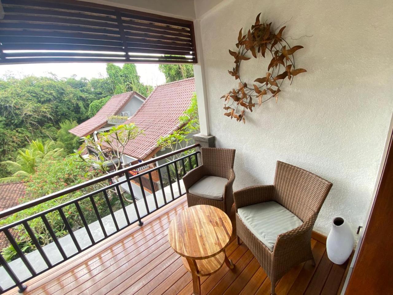 Superior Double Jungle View Balcony
