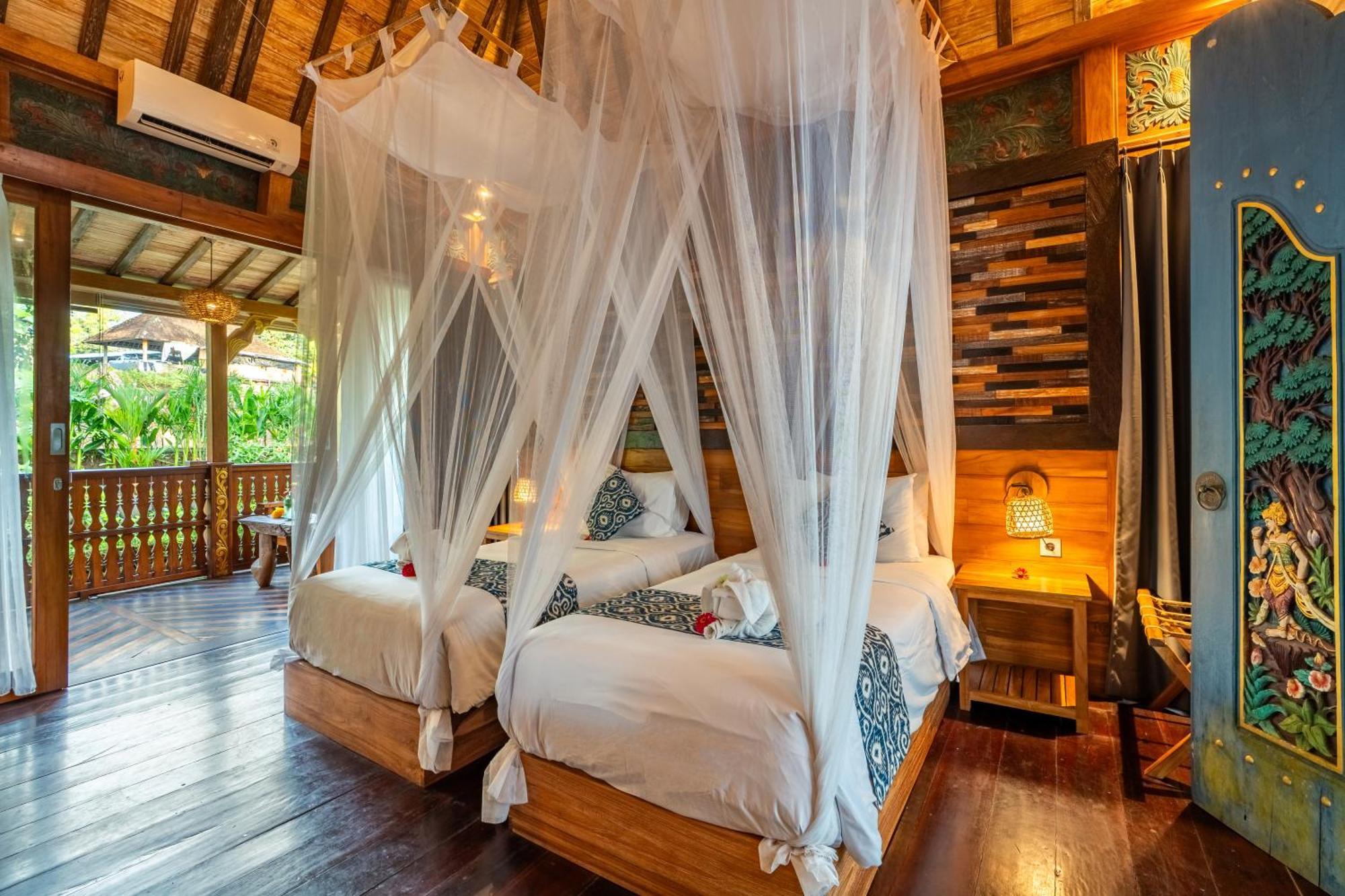 Joglo Twin Villa