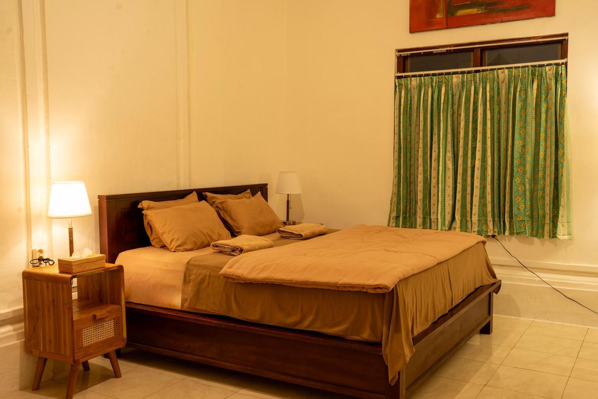 Large Double Room