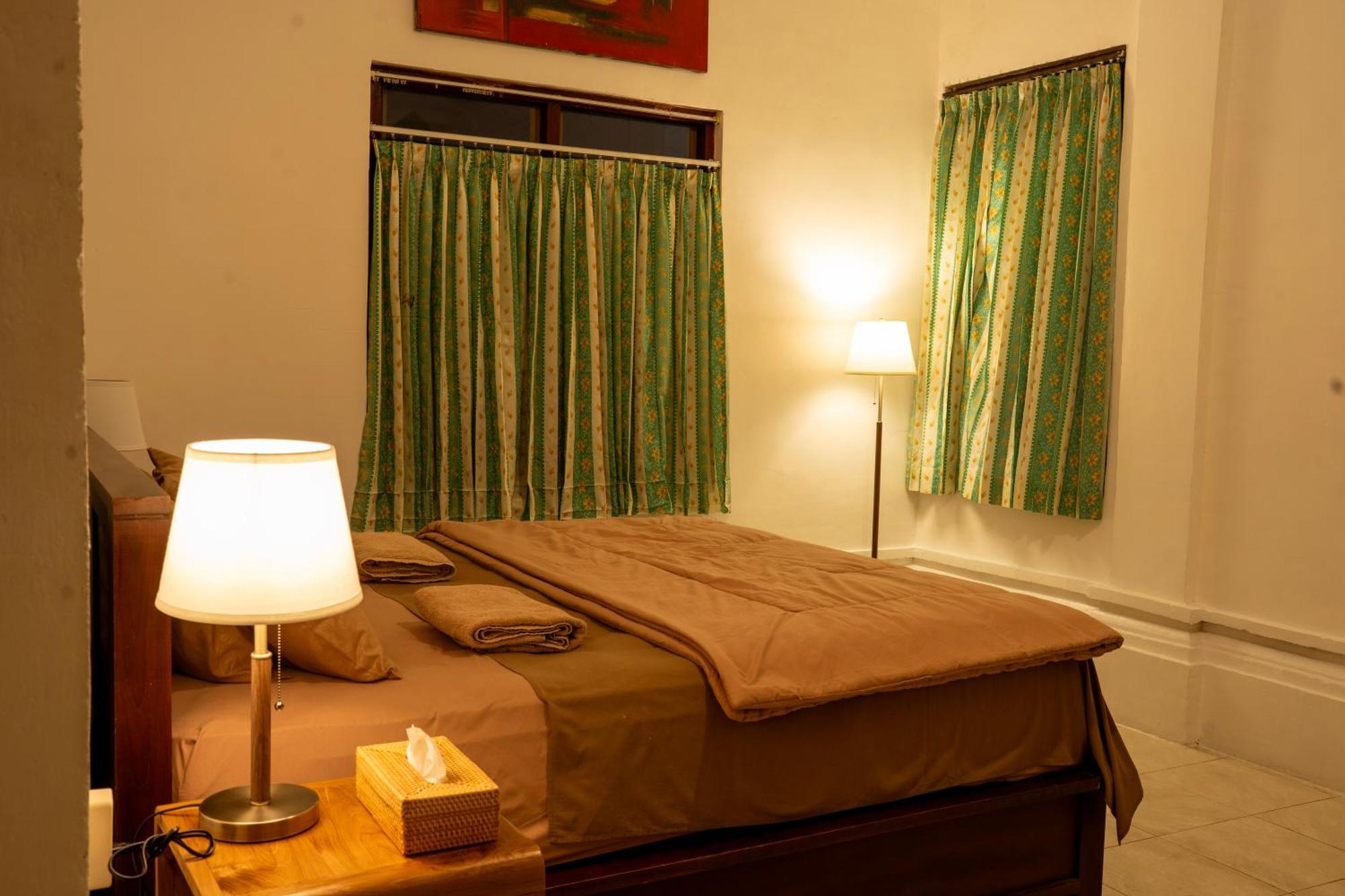 Large Double Room