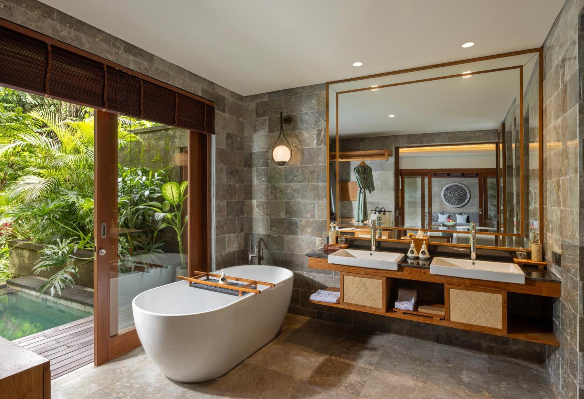 Signature Heated Pool Villa Jungle View