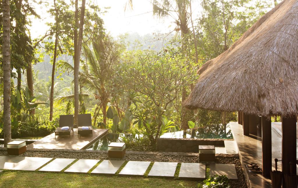 One Bedroom Honeymoon Suite Pool Villa Massage