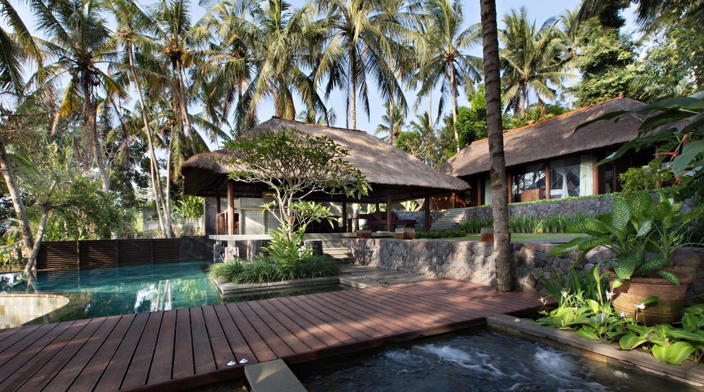 One Bedroom Honeymoon Suite Pool Villa Massage