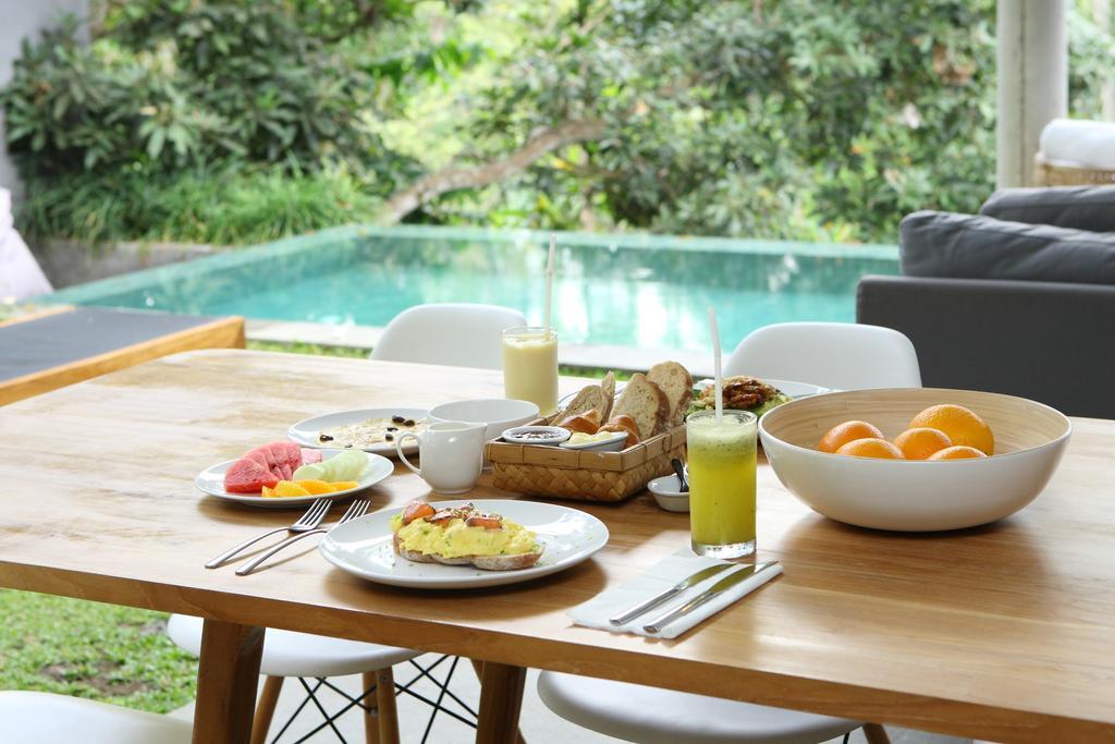 Three-Bedroom Villa Chasing The Sunrise