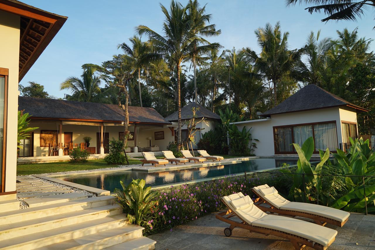 Royal Four Bedroom Pool Villa Rice Field View