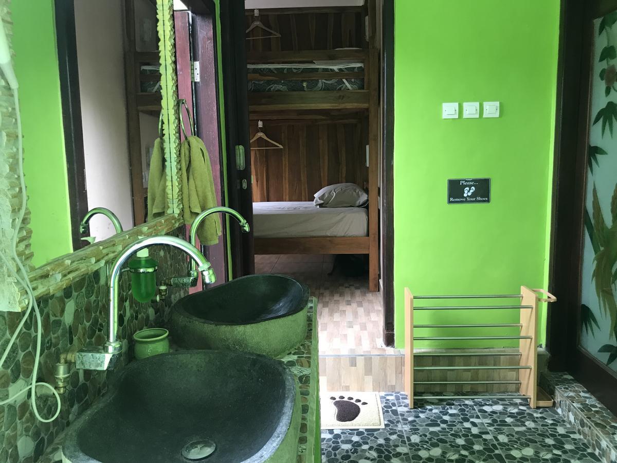 Bed 10-Bed Mixed Dormitory Room