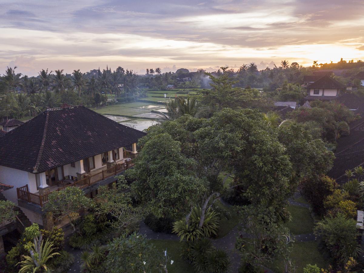 Paket Bulan Madu di Kamar Suite