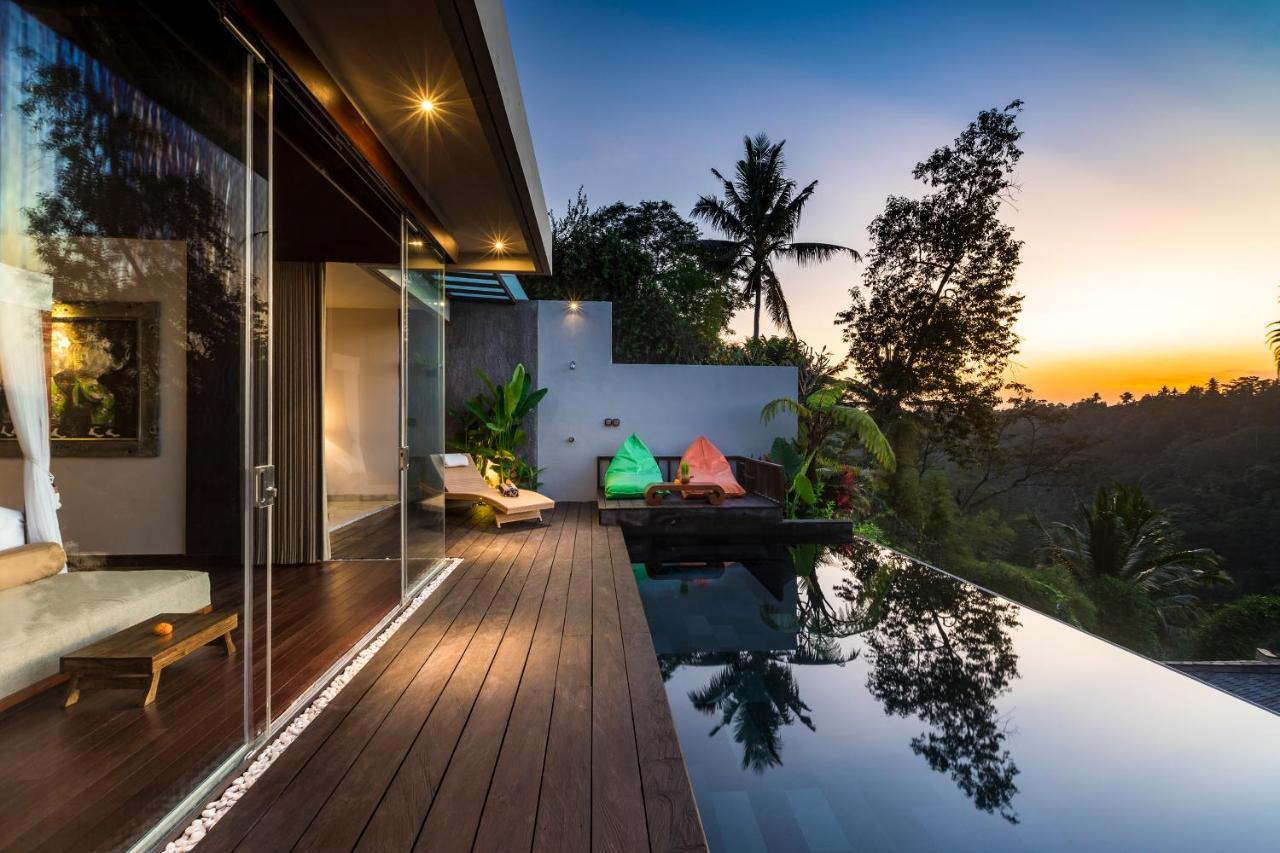 Deluxe One-Bedroom Pool Villa Jacuzzi