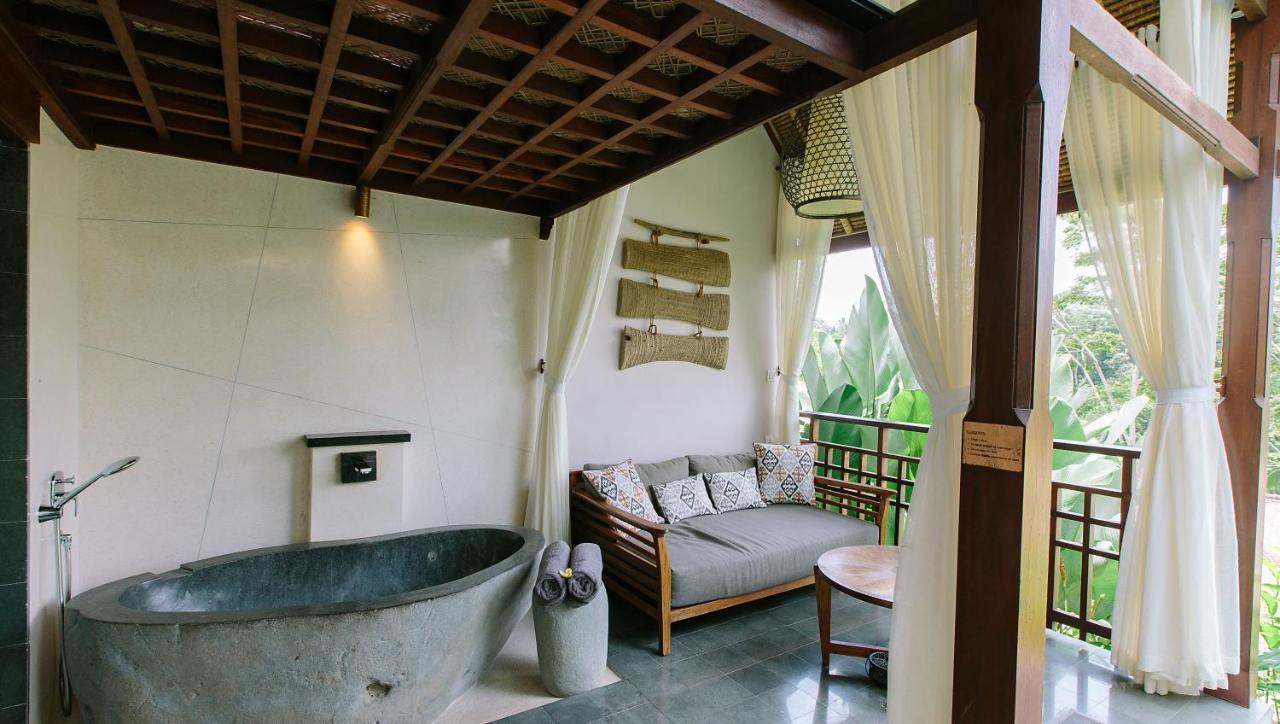 Valley View Personal Plunge Pool Villa Benefit