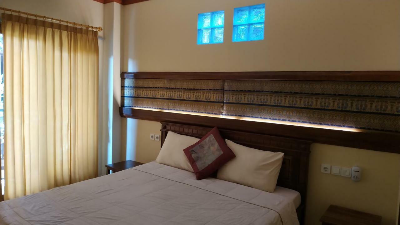 Deluxe Double or Twin Room Garden View