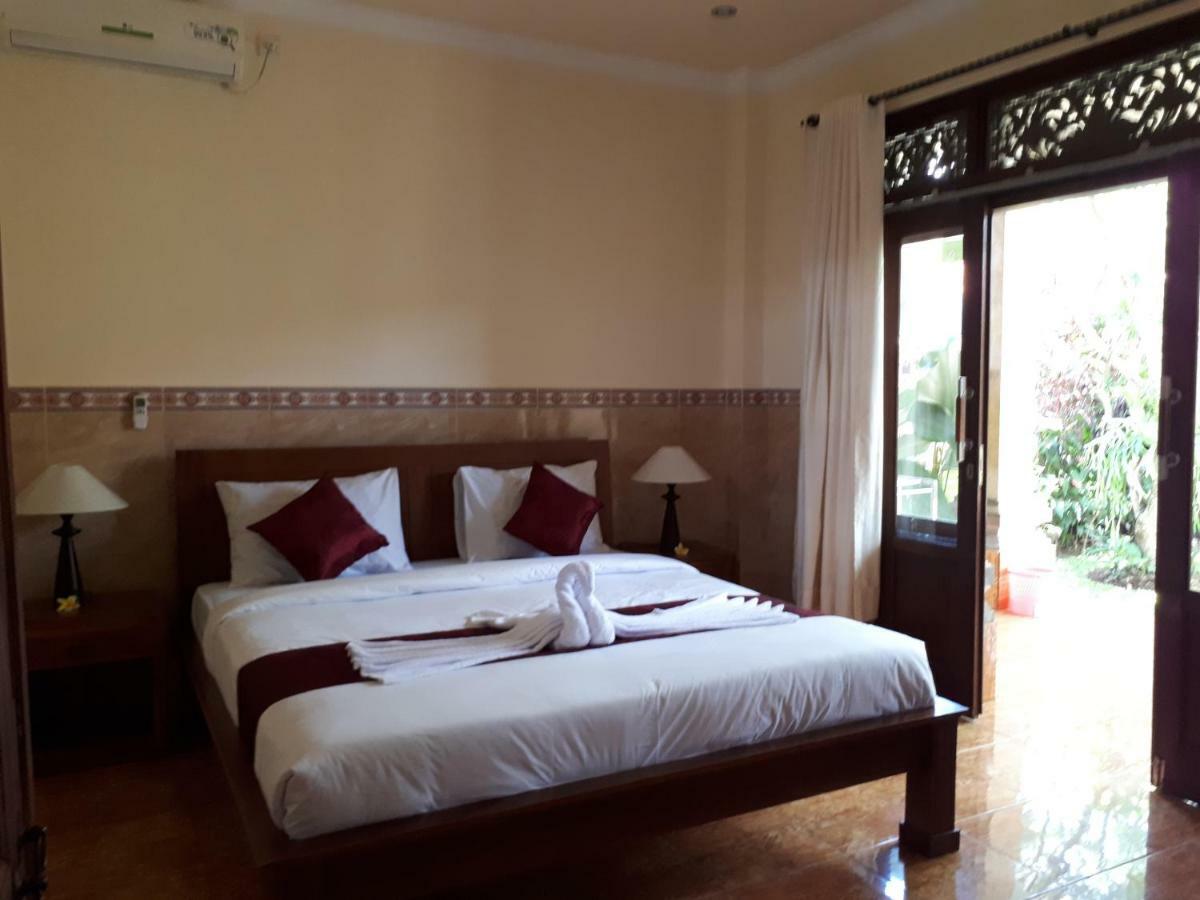 Deluxe Room,868231817:JPEG