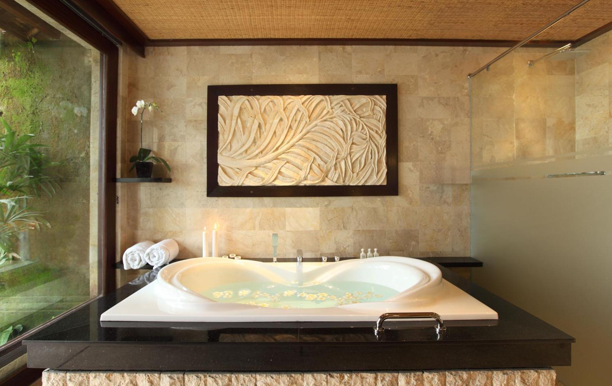 Royal Spa Villa Daily 60-Minutes Massages
