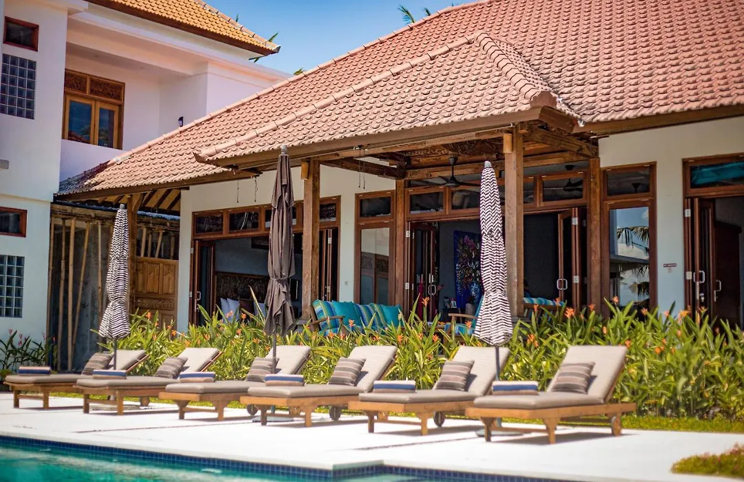Quiet Luxury Paradise Fab Staff Lebah Villas Central Ubud-1