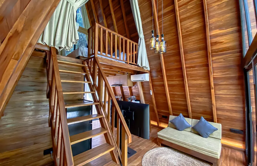 Hidden Den Villa Ubud-1