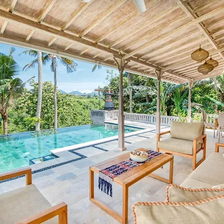 Quiet Luxury Paradise Fab Staff Lebah Villas Central Ubud-2