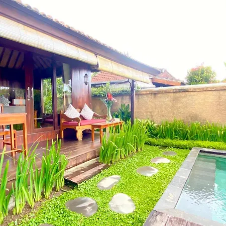 Niluh Private Pool Villas Ubud-2