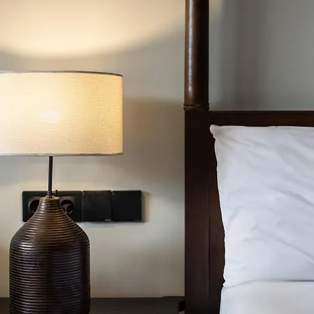 The Clifton Villas Ubud-3