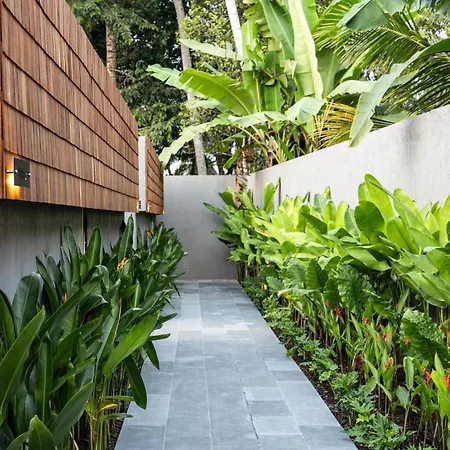 The Clifton Villas Ubud-3